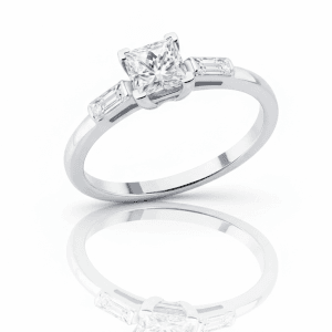 pierscionek-z-bialego-zlota-z-diamentem-typu-princess-5